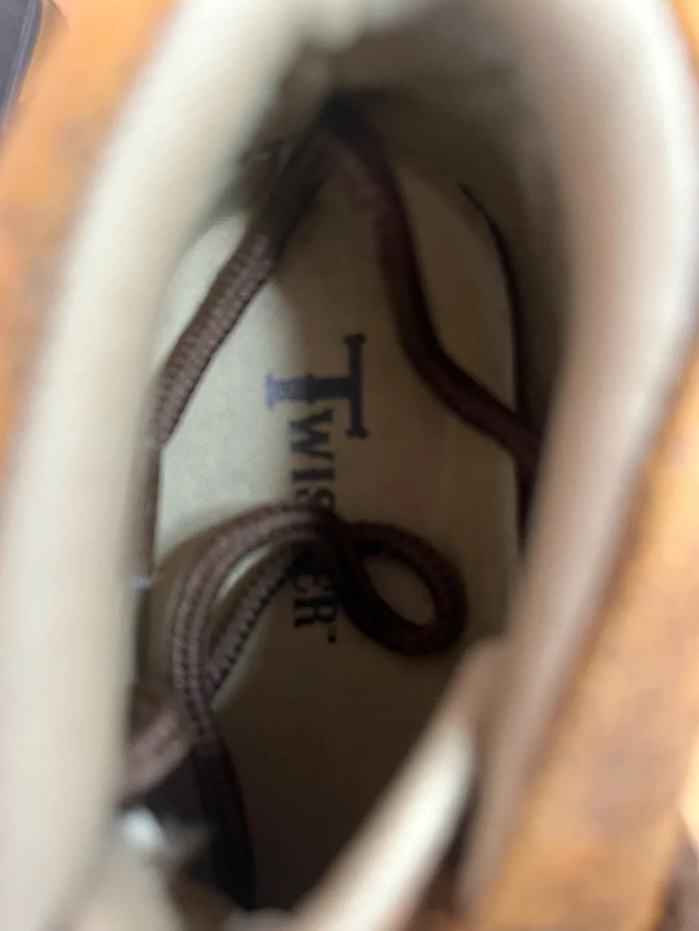 NWT Twister Brown Distressed 'GENTRY' Casual Chukka Shoes - Size 6
